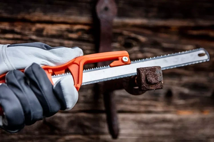 UCHWYT DO BRZESZCZOTU 300 MM