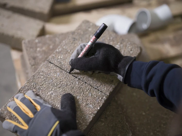 Marker Pen-Touch 130 czarny, Sakura