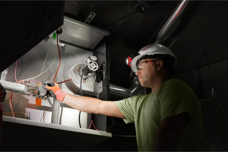 Latarka czołówka ładowana przez USB 600 lumenów