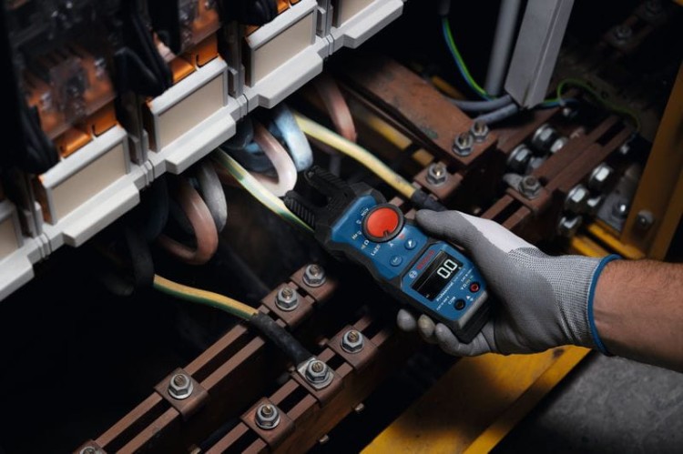 Miernik z otwartymi cęgami GFM 1000-15