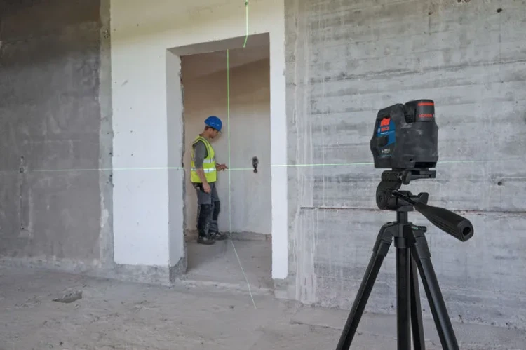 Laser budowlany GCL 12V50-22 CG